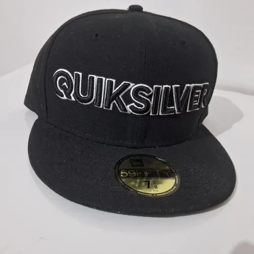 Bone quiksilver edição New era