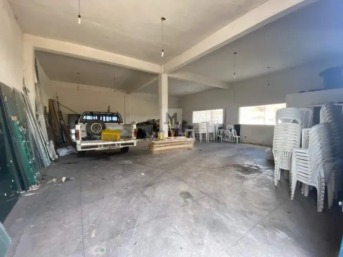 Loja Comercial para Alugar 120m² na Principal Via do Serra Dourada, Ibirité