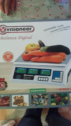 Balança digital recarregável nova 