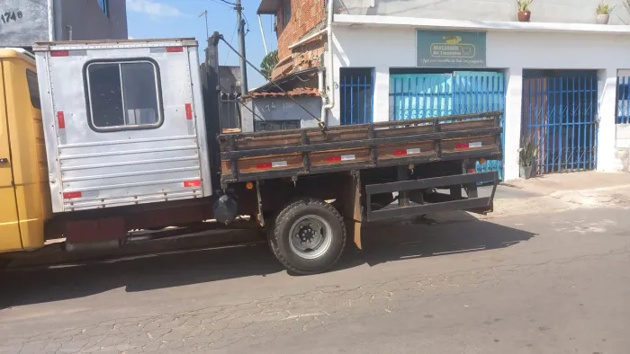 Vendo módulo de passageiros com carroceria