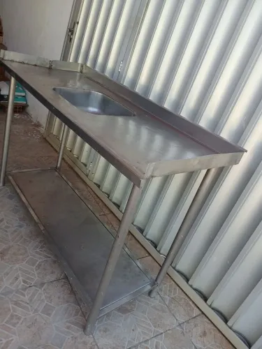 Vendo pia industrial usada. 