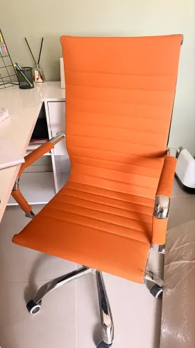Cadeira de escritório giratória 