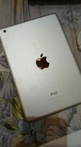 VENDO IPAD MINI (400,00 NOVO)