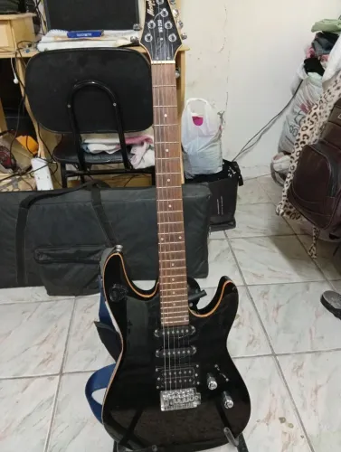 Guitarra Tagima menfis