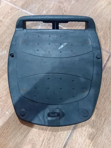 Suporte e bau para moto