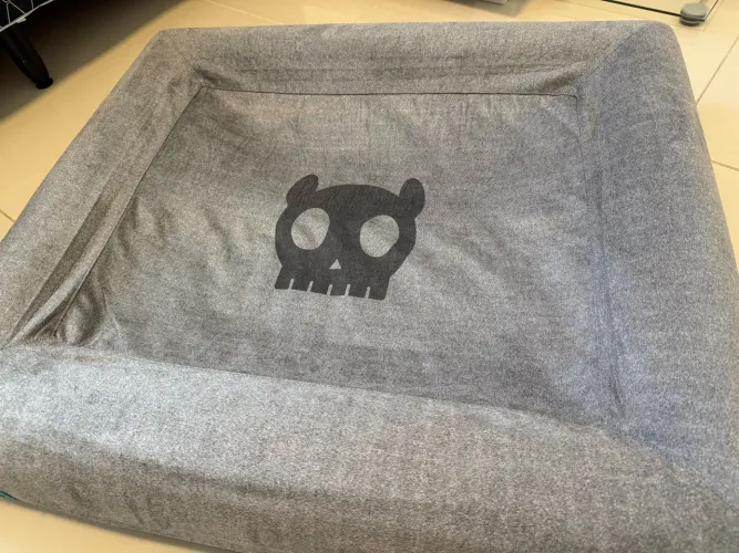 Cama Zee.Dog Skull Zee.Bed G - Nova, Sem Uso