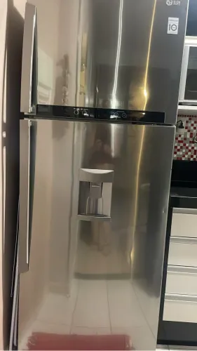Geladeira LG semi nova conservadíssima 570L em aço escovado