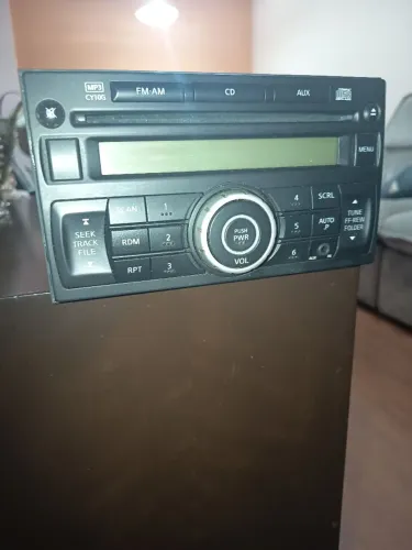 Rádio Tiida original 