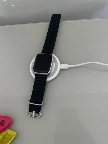 iPhone 11-128g e Apple Watch série 7 
