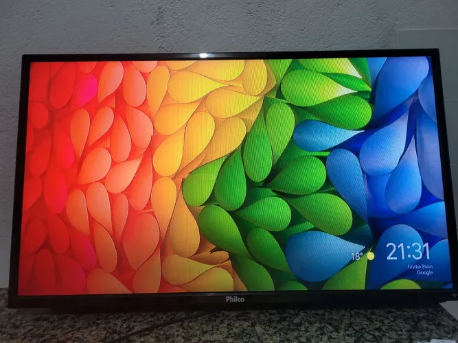 Smart TV Philco 39" (HD) + Chromecast 3 + Controle