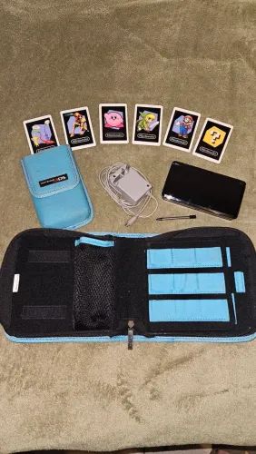 Nintendo 3DS Preto + Case (Excelentes condições)