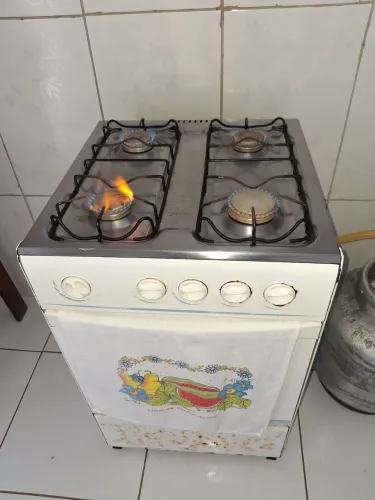 Fogão 4 bocas