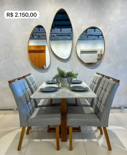Mesa de jantar 4 cadeiras confortável com tampo de vidro 