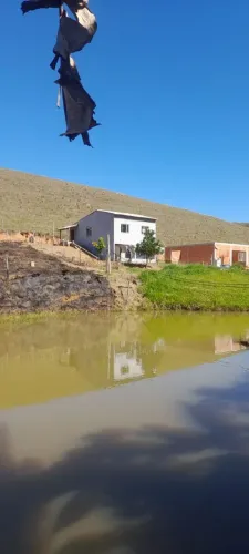 Casa de campo com lago
