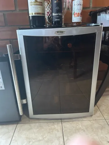 ADEGA REFRIGERADA