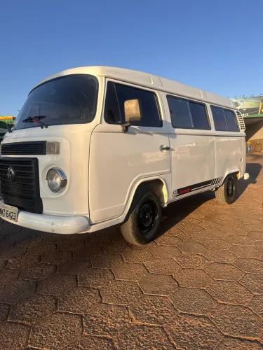 Volkswagen Kombi Lotação 1.4 MI Total Flex 8V 2009