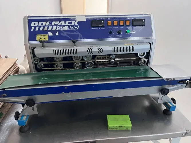 Seladora Golpack 300