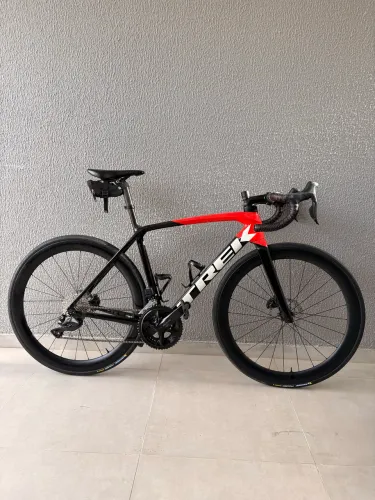 Bicicleta Trek Emonda Sl6 Roda de Carbono Grupo eletrônico DI2