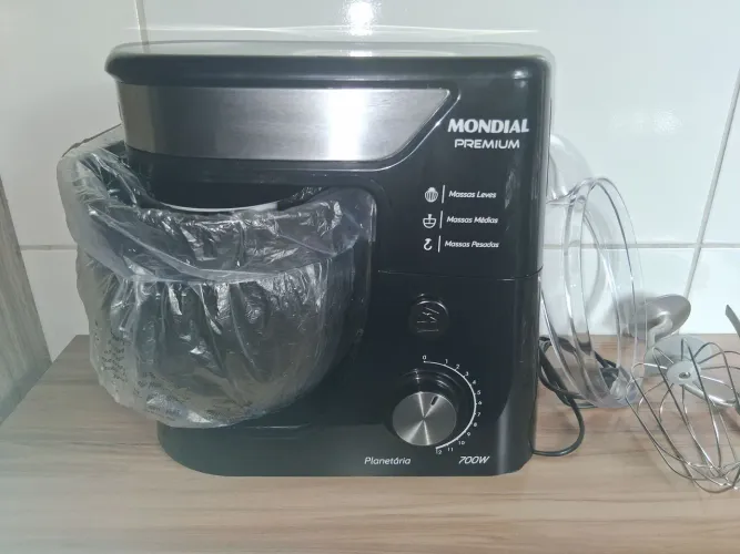 Batedeira Planetária Mondial Premium 700W - Potente, 12 Velocidades