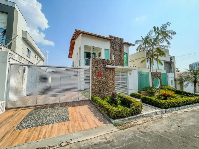 Casa Duplex no Ponta Negra I pra Venda com 200m² 3 Quartos