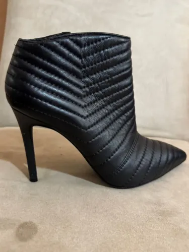 Bota feminina 37 Rafaella Booz