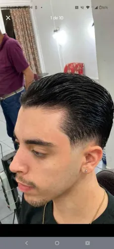 Corte de cabelo ,Barba , sobrancelha, limpeza de pele , nariz , orelha .