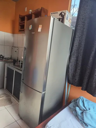 Geladeira Consul Inox pegando perfeitamente
