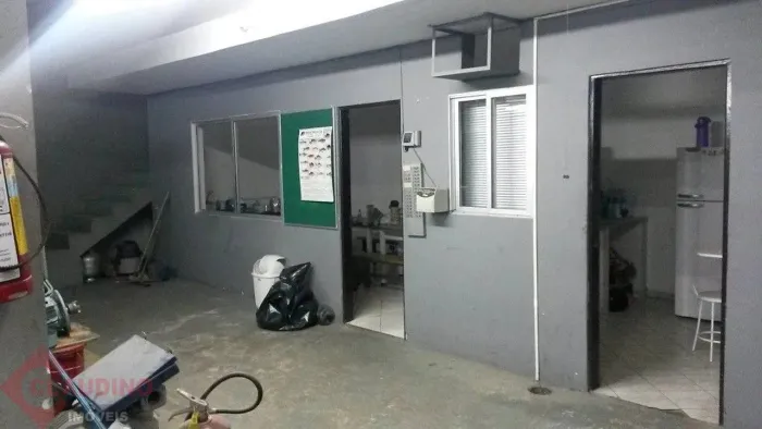 Galpão à venda, 687 m² por R$ 2.980.000,00 - Vila Carrão - São Paulo/SP