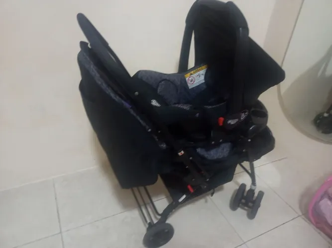 Carinho + bebê conforto cosco 