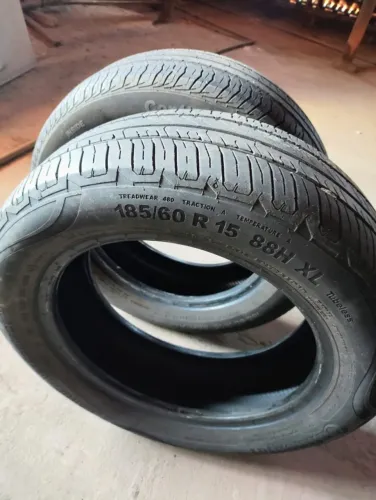 Par de Pneus Continental 185/60/15 88H XL 50% de borracha