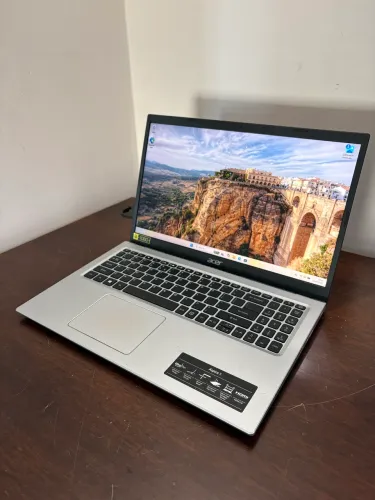 Notebook Acer i3 11ª Geração + SSD NVME+ 8GB RAM | Rápido e Revisado