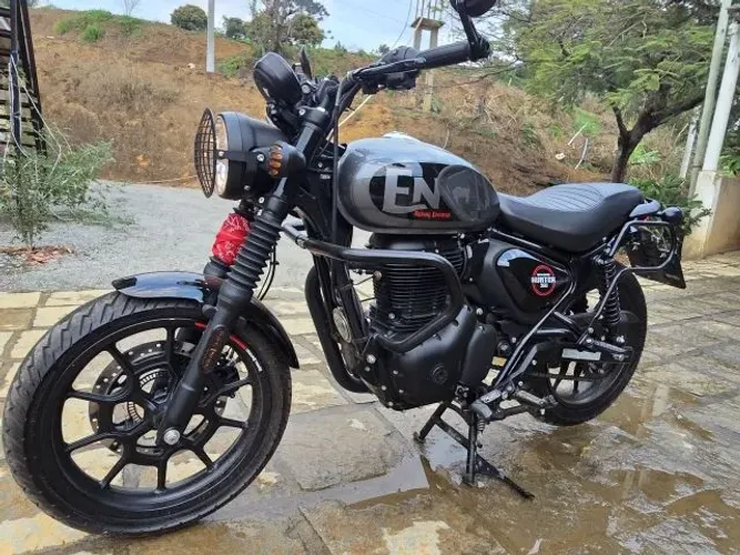 Hunter 350 Dapper Grey 2027 com ABS de fabrica 