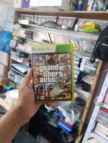 Jogo GTA 5 Xbox 360 - Ac cartão e Olx pay (temos outros jogos)