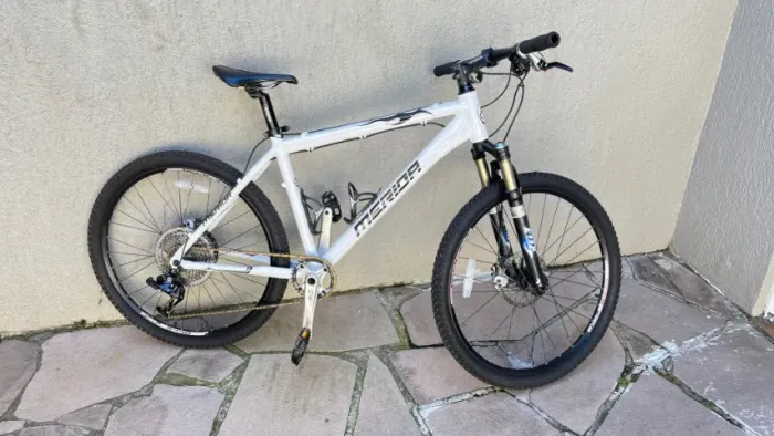 bicicleta Merida HFS 3000