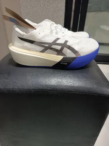 Tênis Asics metaspeed Sky Tokio importado