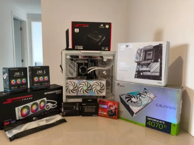 PC GAMER FULL WHITE - RYZEN 7 7800X3D + RTX 4070 Ti 12GB