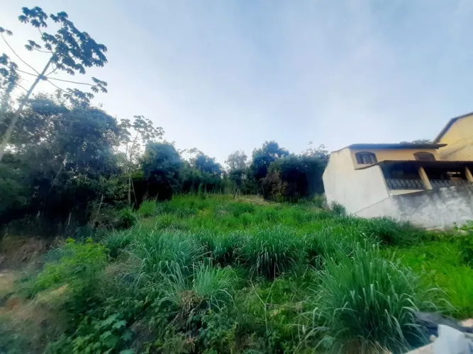 Terreno 2020m² à Venda em Tanque  Condomínio Próximo ao Supermercado Guanabara