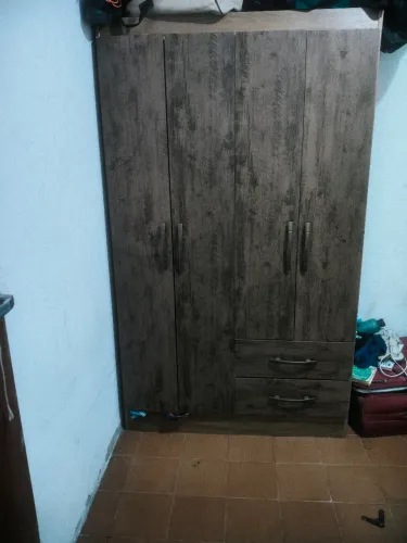 Guarda roupa solteirão ( Cabe tudo!)