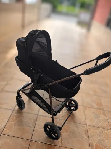 Carrinho de bebê