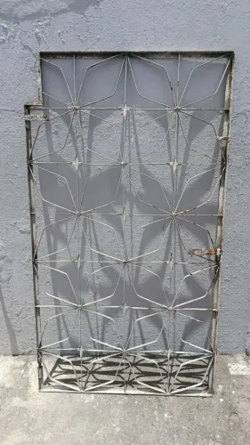 Portão de ferro