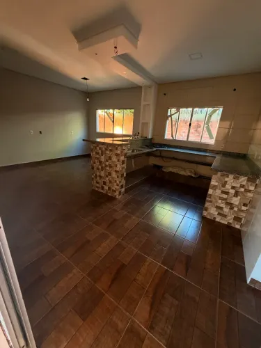 Chácara com ótima casa próximo a cidade