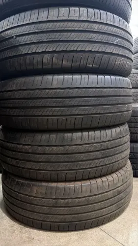 Pneus 235/55/20 marca Michelin