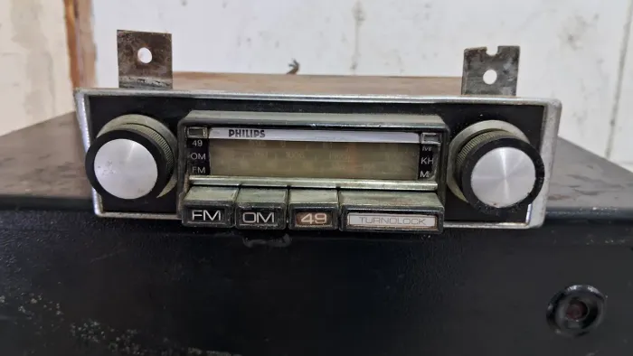 Rádio antigo Philips