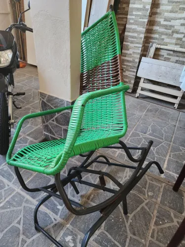 Vendo cadeira de embalo