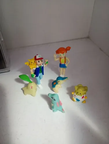 Miniaturas Guaraná Caçulinha Pokémon