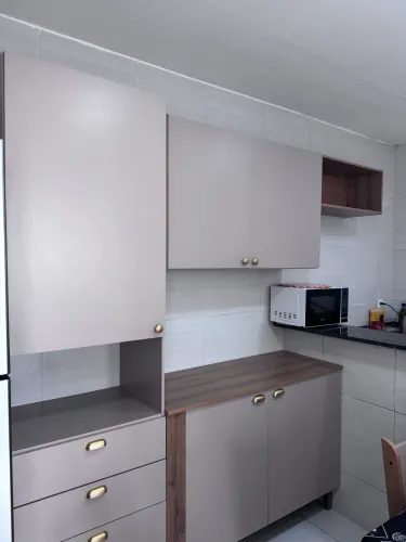 Armário de cozinha 6 meses de uso