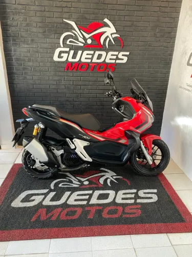 HONDA ADV 2024/150 ABS ZERO (VENDO TROCO FINANCIO)