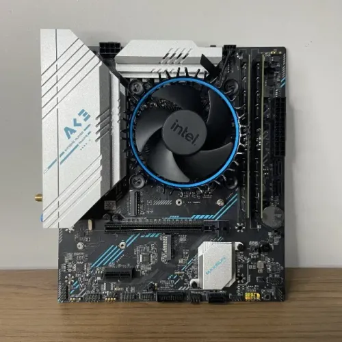 Kit Gamer Intel Core i5 12400F 4.40GHz / Maxsun B760M Gaming Wifi ACE / 32GB DDR5 5600MHz