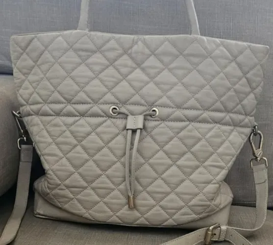 Bolsa Luz da Lua cor Nude em couro matelassê