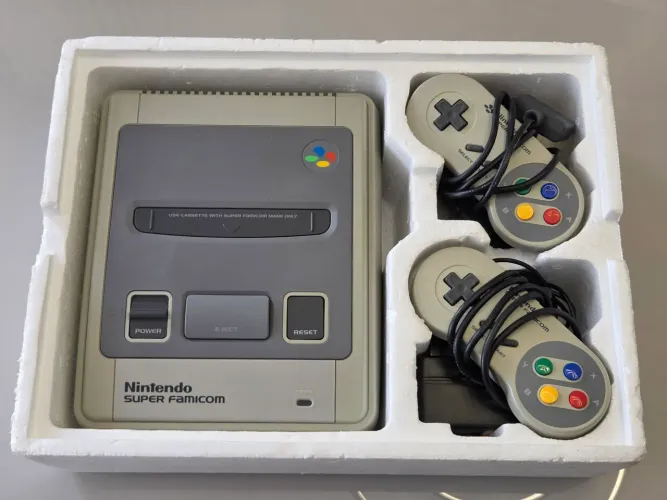 Super Famicom Dois Controles na Caixa tudo original 